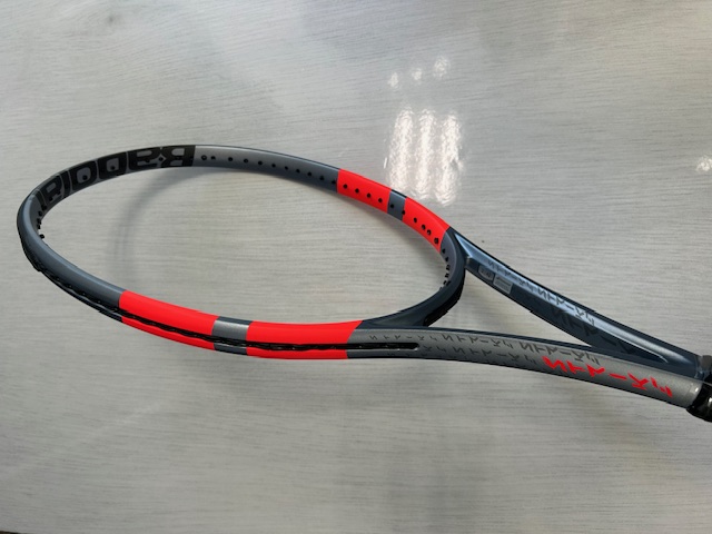 店舗ブログ☆【本日発売】バボラ PURE STRIKE NEW カラー METALLIC