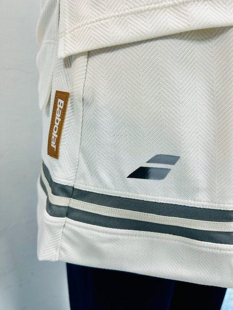 Babolat 花柄 テニスウェアセット 店舗ブログのページです。