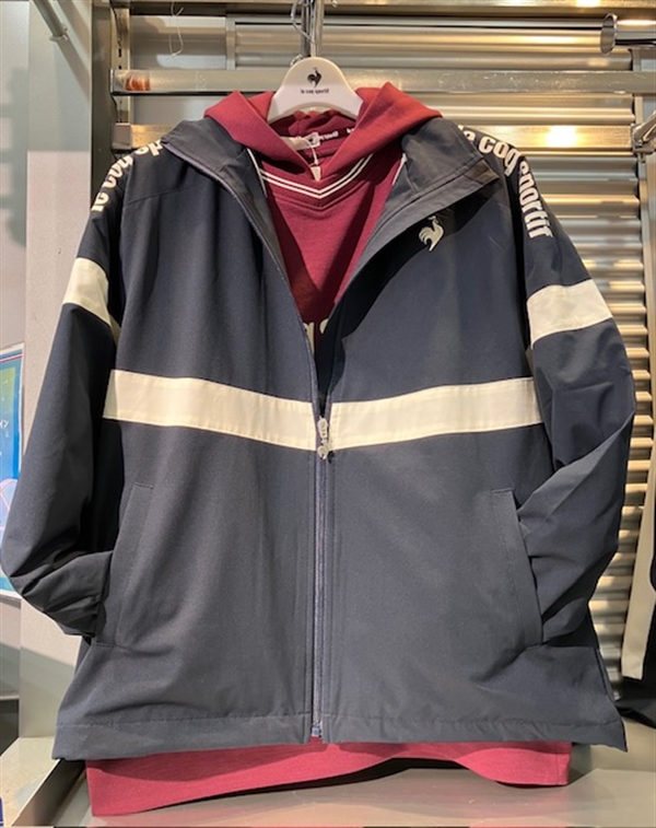 ダブルジャケット ＋ スコート ザ・リラクスの24年秋冬ウィメンズ、チェック柄のダブル