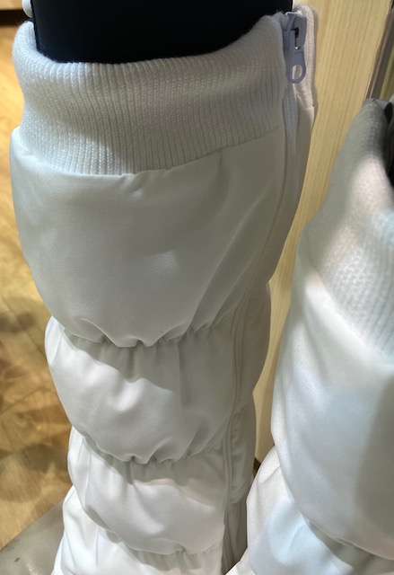 店舗ブログ☆おススメ HOT アイテム・プリンス レッグウォーマー☆の