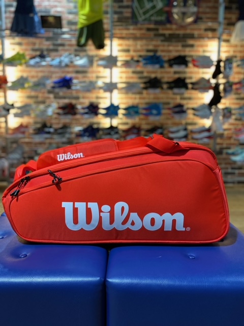 店舗ブログ【NEW】Wilsonラケットバッグ入荷致しました！！のページです。